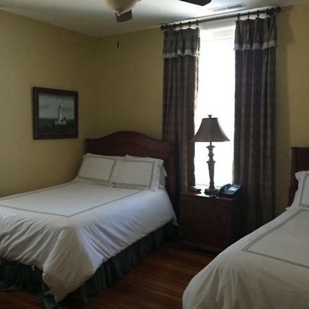 The Grand Lux Inn 塔拉霍马 外观 照片